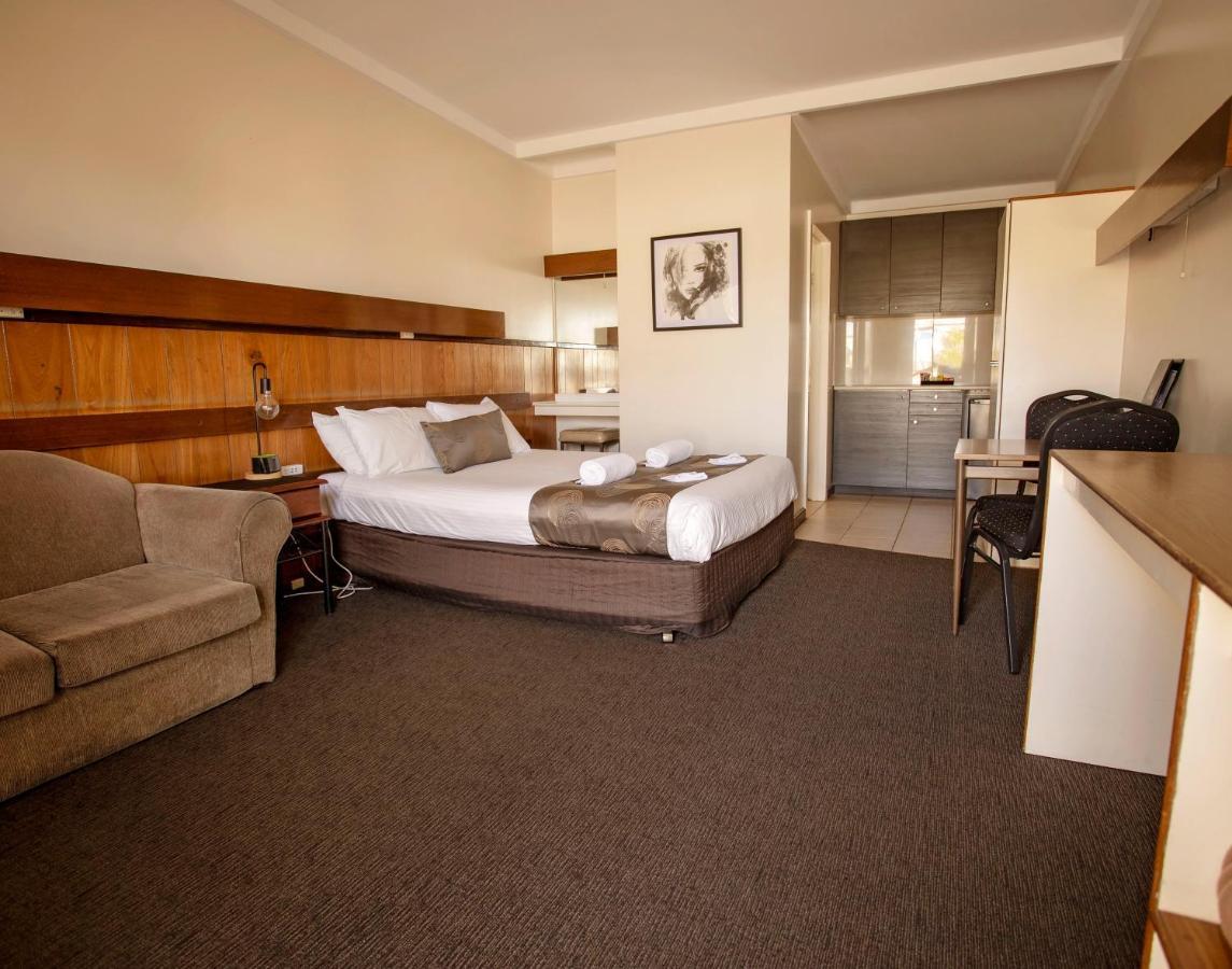 Hi Way Eight Motor Inn Stawell Kültér fotó